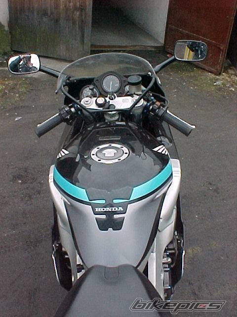 1994 HONDA CBR 400 | Picture 21149 motorcycle photo