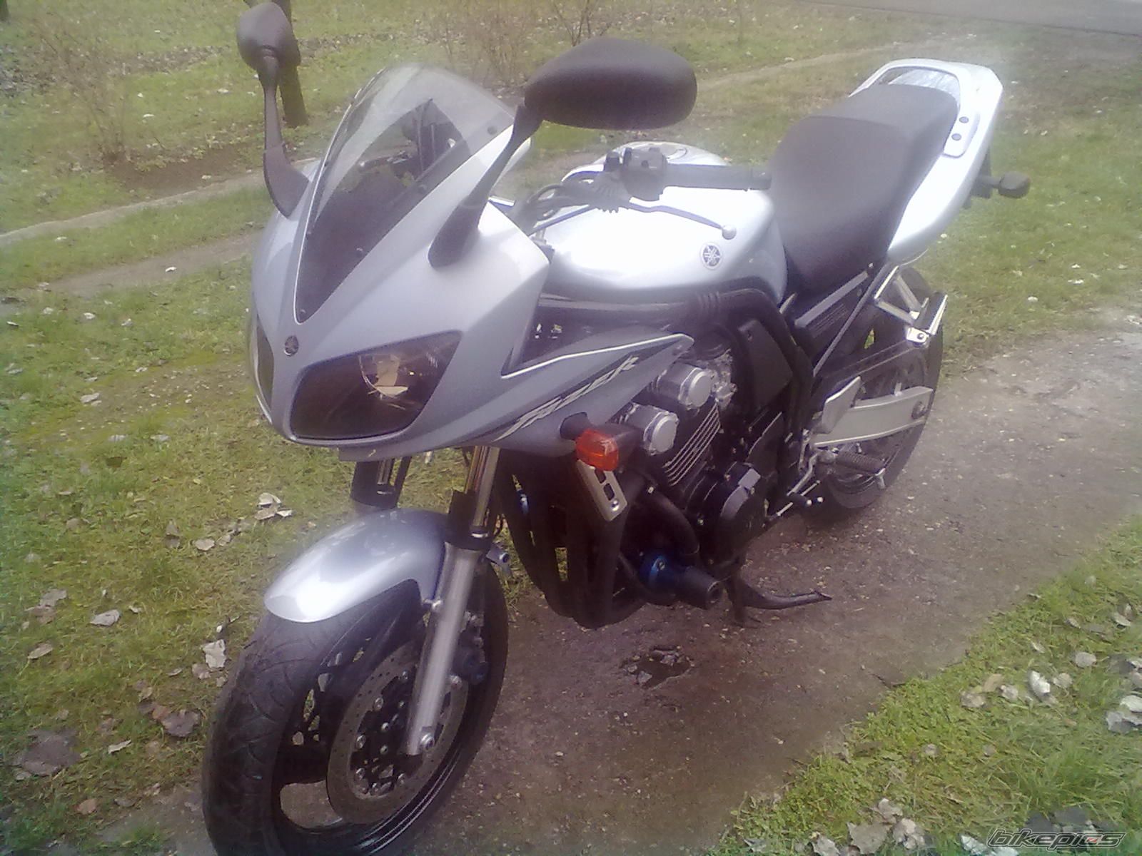 2003 YAMAHA FZ6 FAZER | Picture 2115432 motorcycle photo