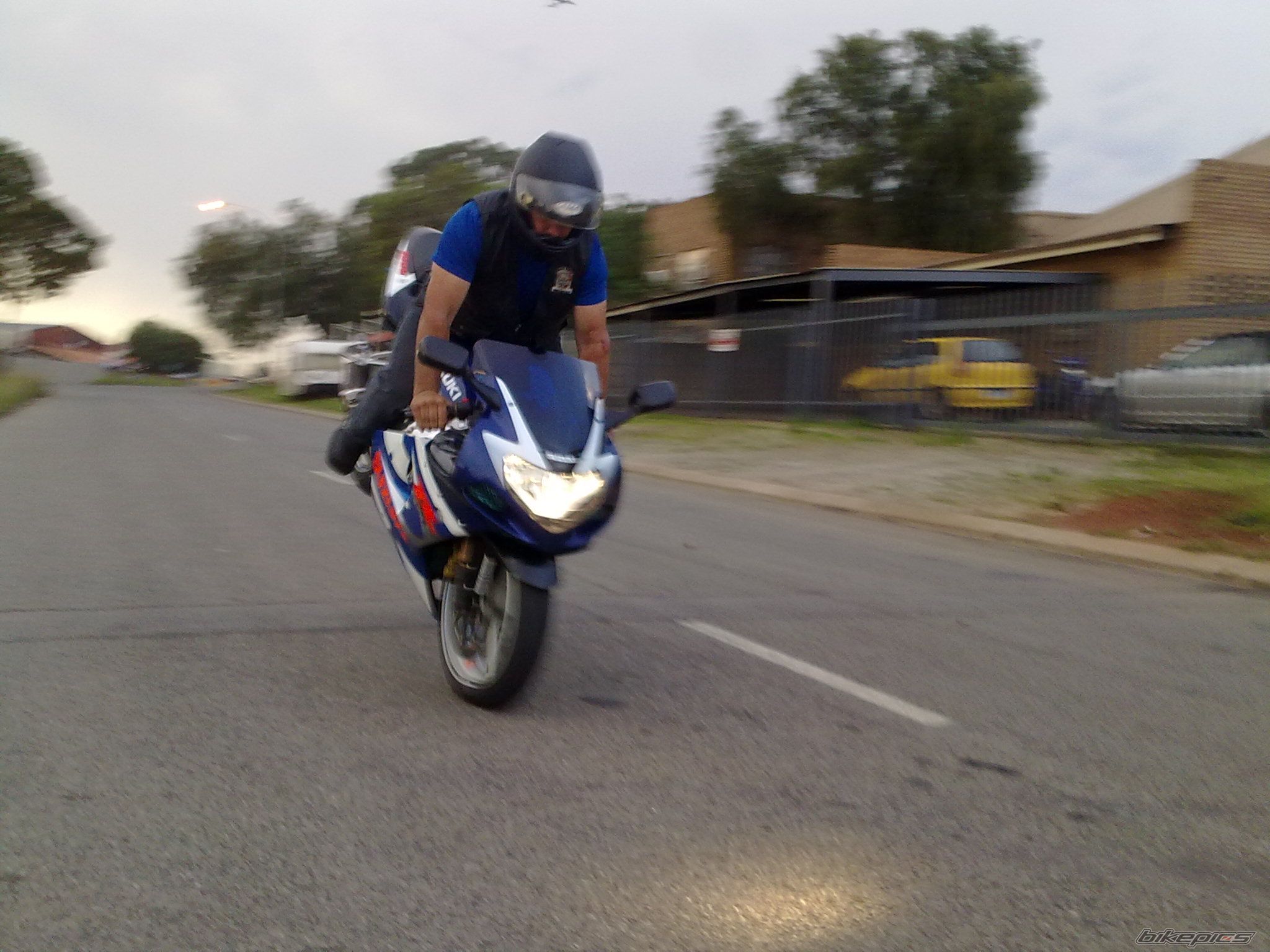 2002 SUZUKI GSX R 1000 | Picture 2116109 motorcycle photo