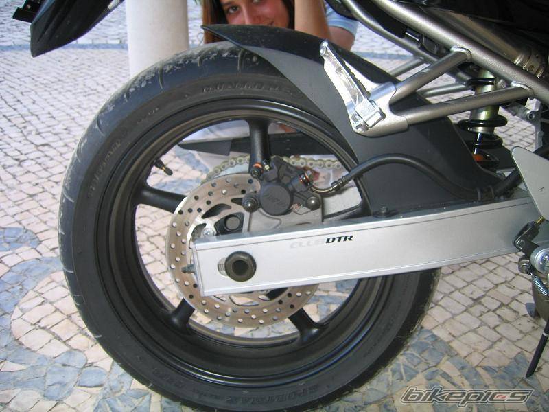 2004 YAMAHA FZ6 FAZER | Picture 211625 motorcycle photo