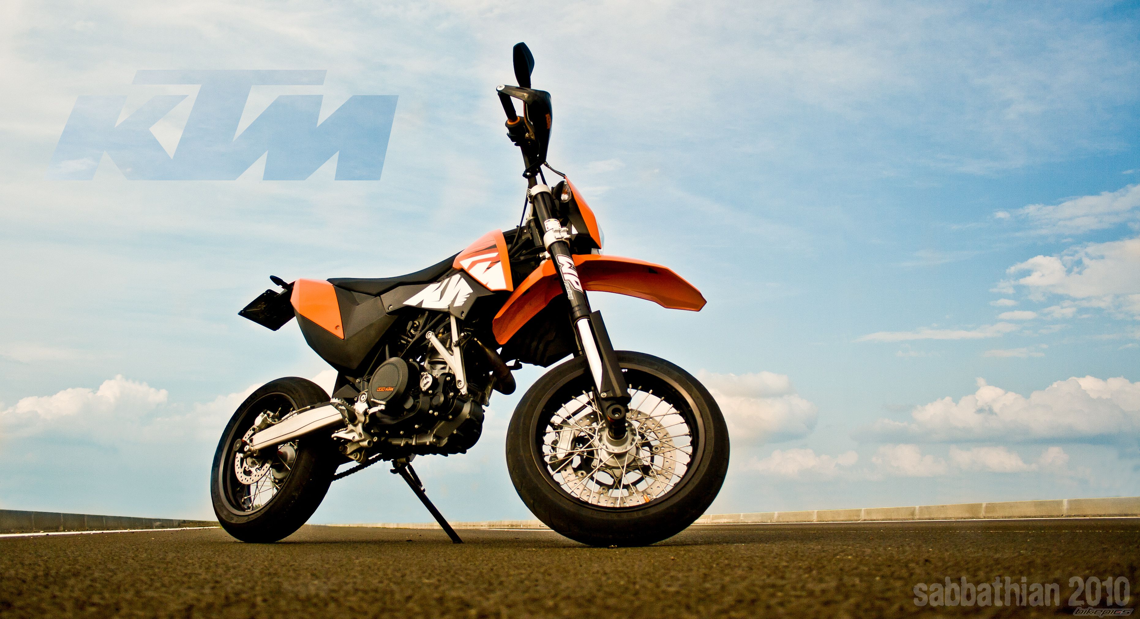 2008 KTM 690 SUPERMOTO | Picture 2116514 motorcycle photo