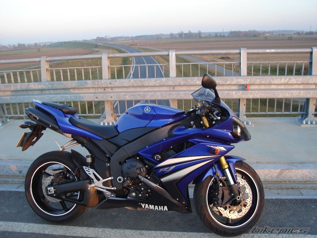 2007 YAMAHA YZF R1 | Picture 2118133 motorcycle photo
