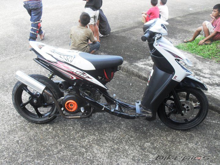 2011 YAMAHA MIO | Picture 2121606 motorcycle photo