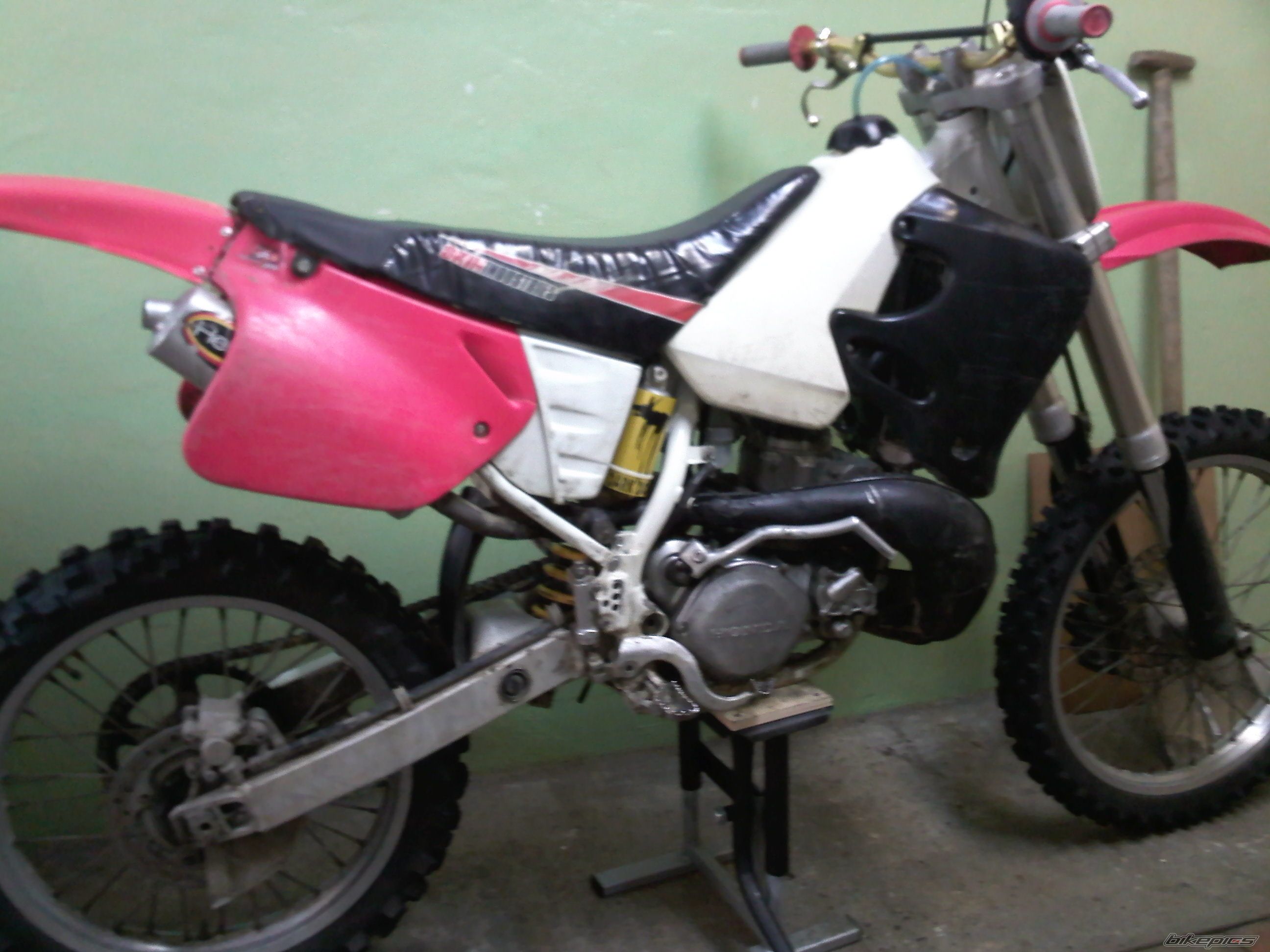 1995 HONDA CR 250 | Picture 2124610 motorcycle photo