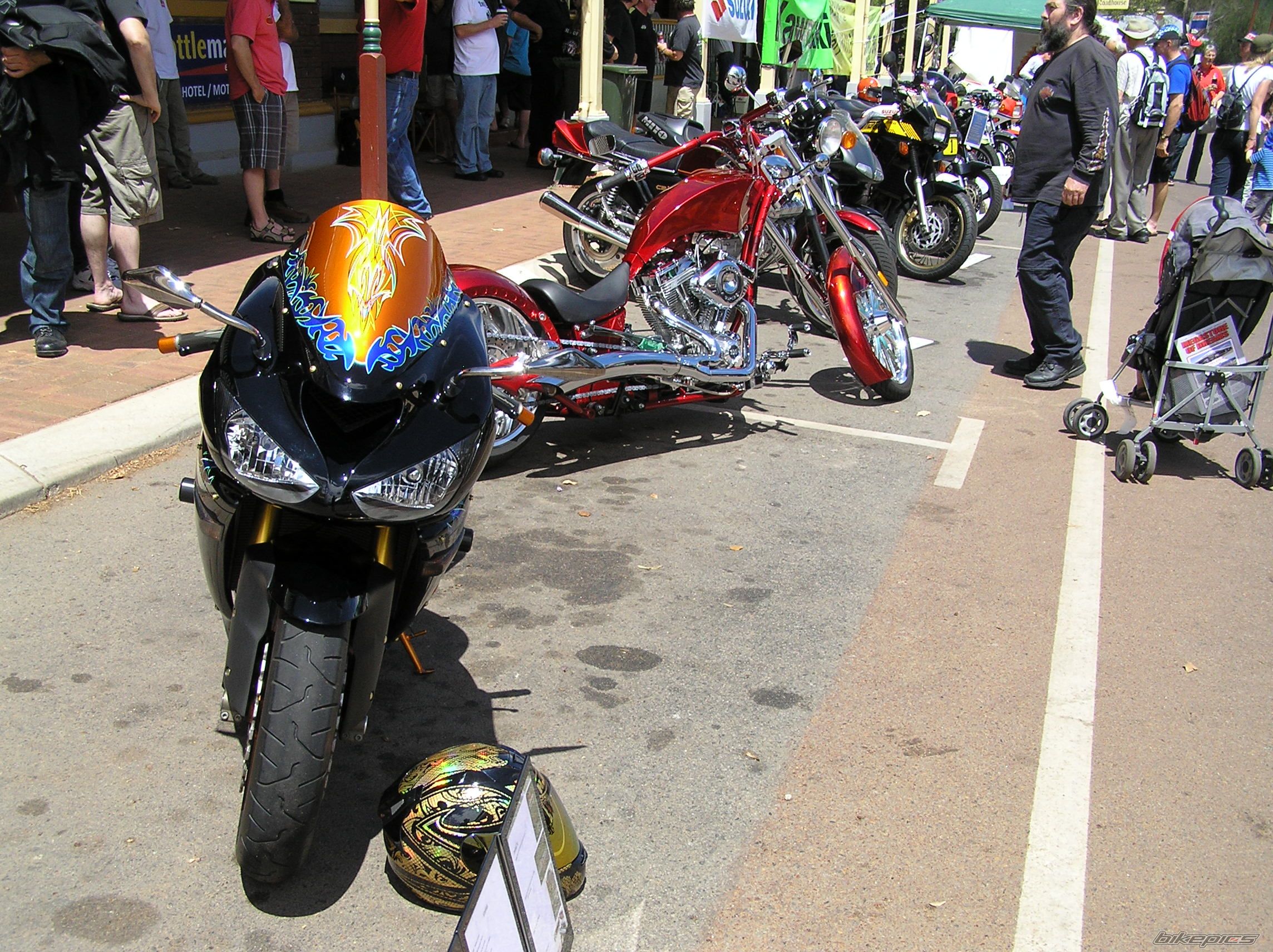 2005 YAMAHA YZF R1 | Picture 2125111 motorcycle photo