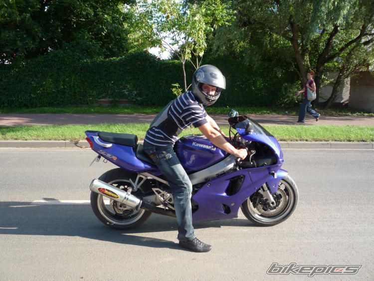 1999 KAWASAKI ZX 7R | Picture 2125118 motorcycle photo