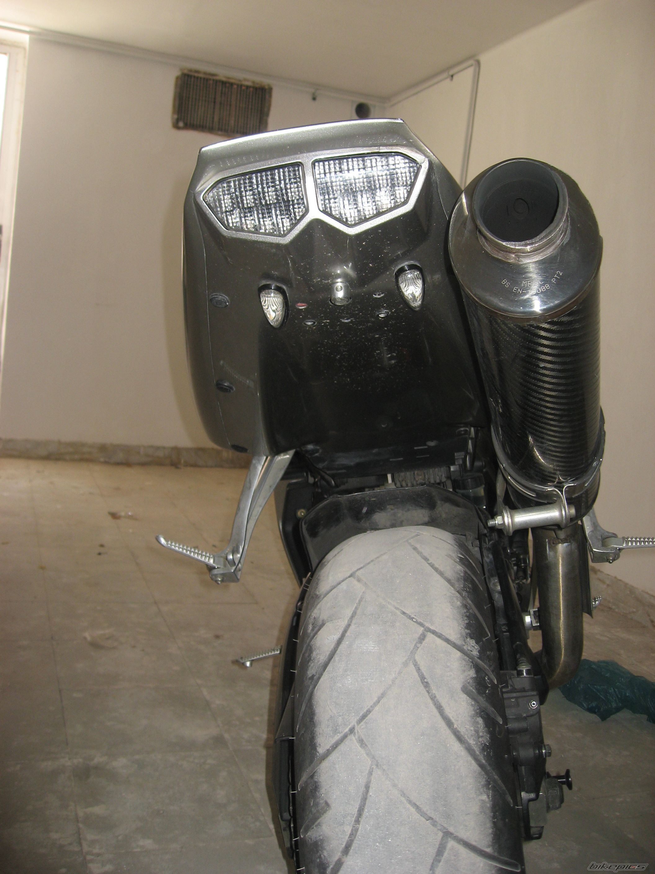 2011 YAMAHA YZF R6 | Picture 2127008 motorcycle photo