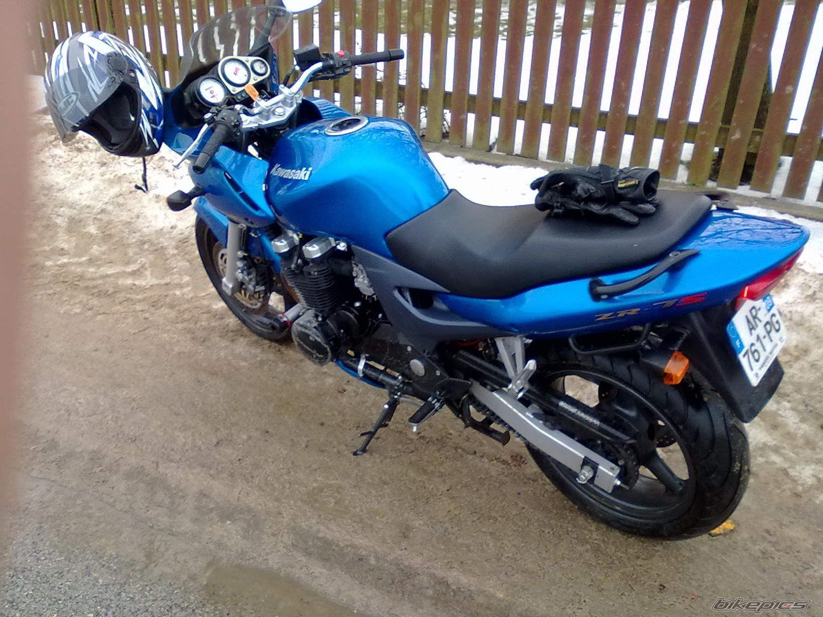 2002 KAWASAKI ZR7S | Picture 2128342 motorcycle photo