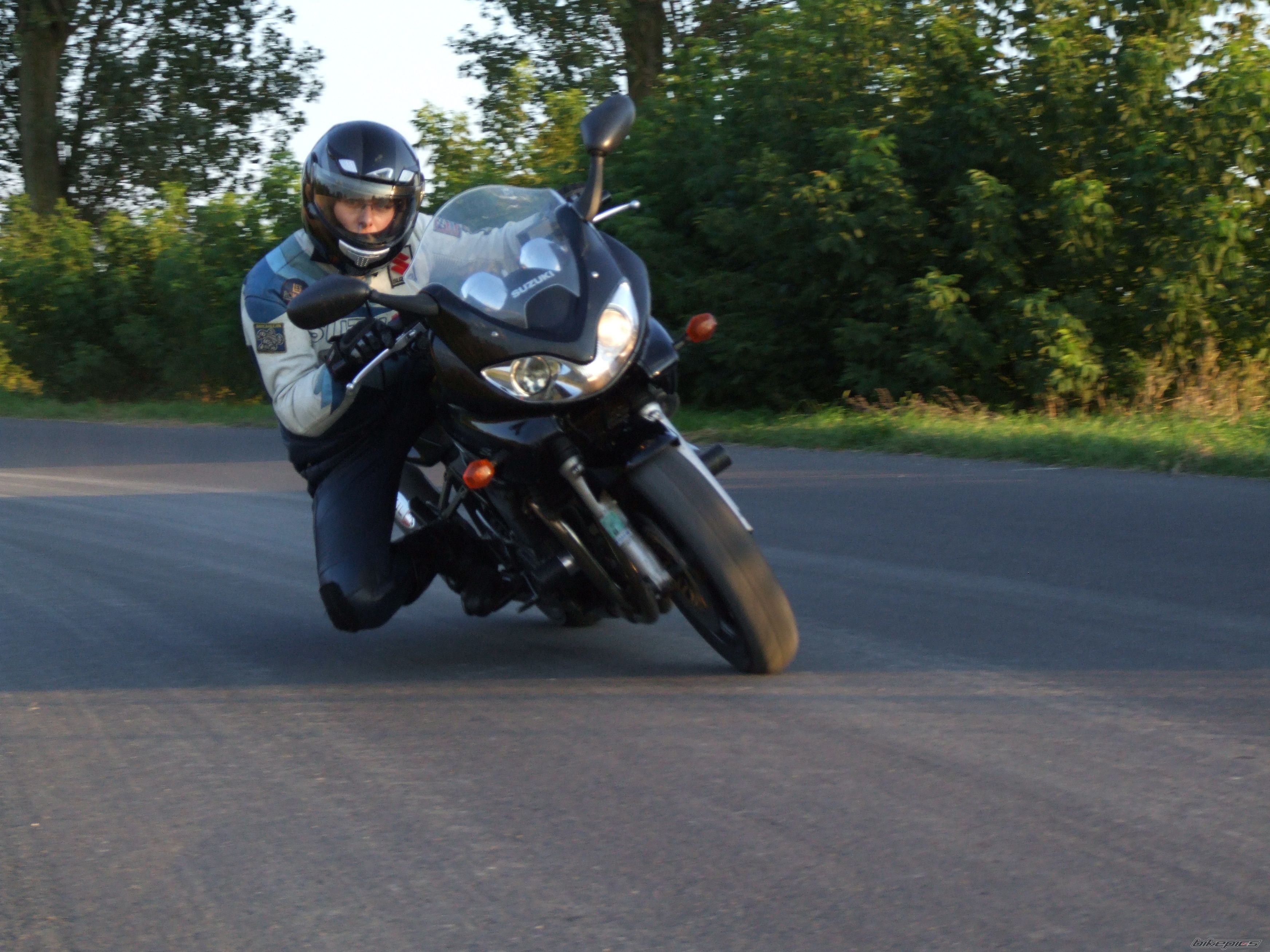 2001 SUZUKI BANDIT 1200S | Picture 2128634 motorcycle photo