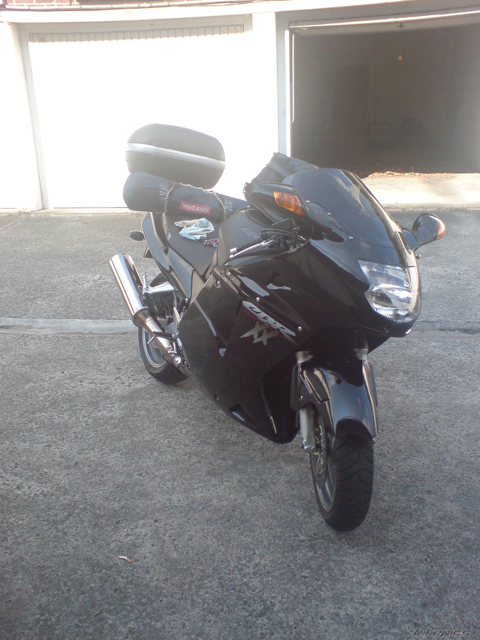 2002 HONDA CBR 1100 BLACKBIRD | Picture 2129648 motorcycle photo