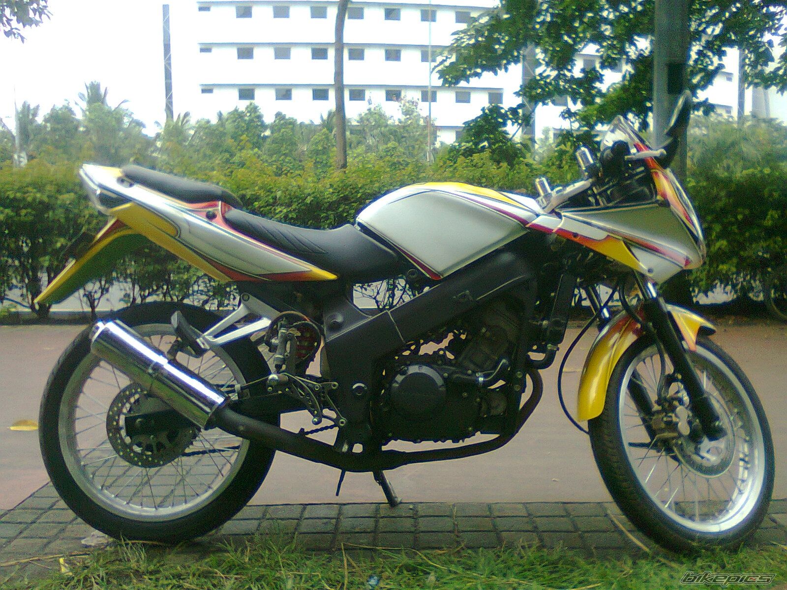 2006 HONDA CBR 150 | Picture 2129844 motorcycle photo