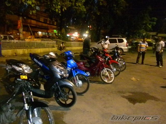 2011 KAWASAKI KMX 125 | Picture 2130115 motorcycle photo