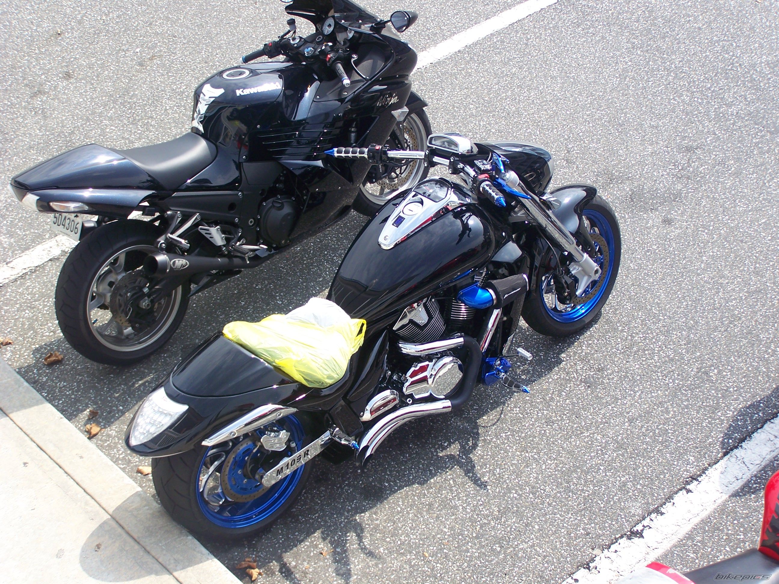 2008 KAWASAKI ZZR 1400 | Picture 2134340 motorcycle photo