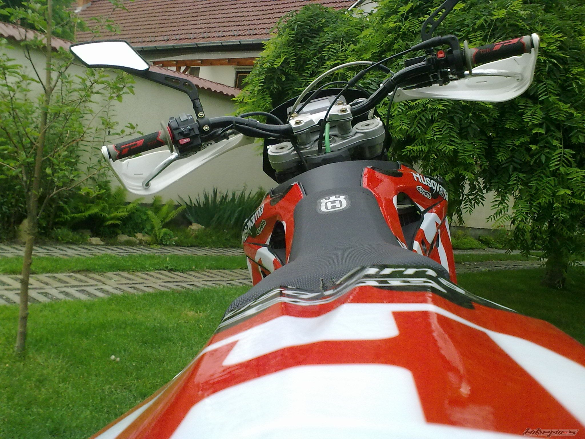 2009 HUSQVARNA SM 125 S | Picture 2134759 motorcycle photo