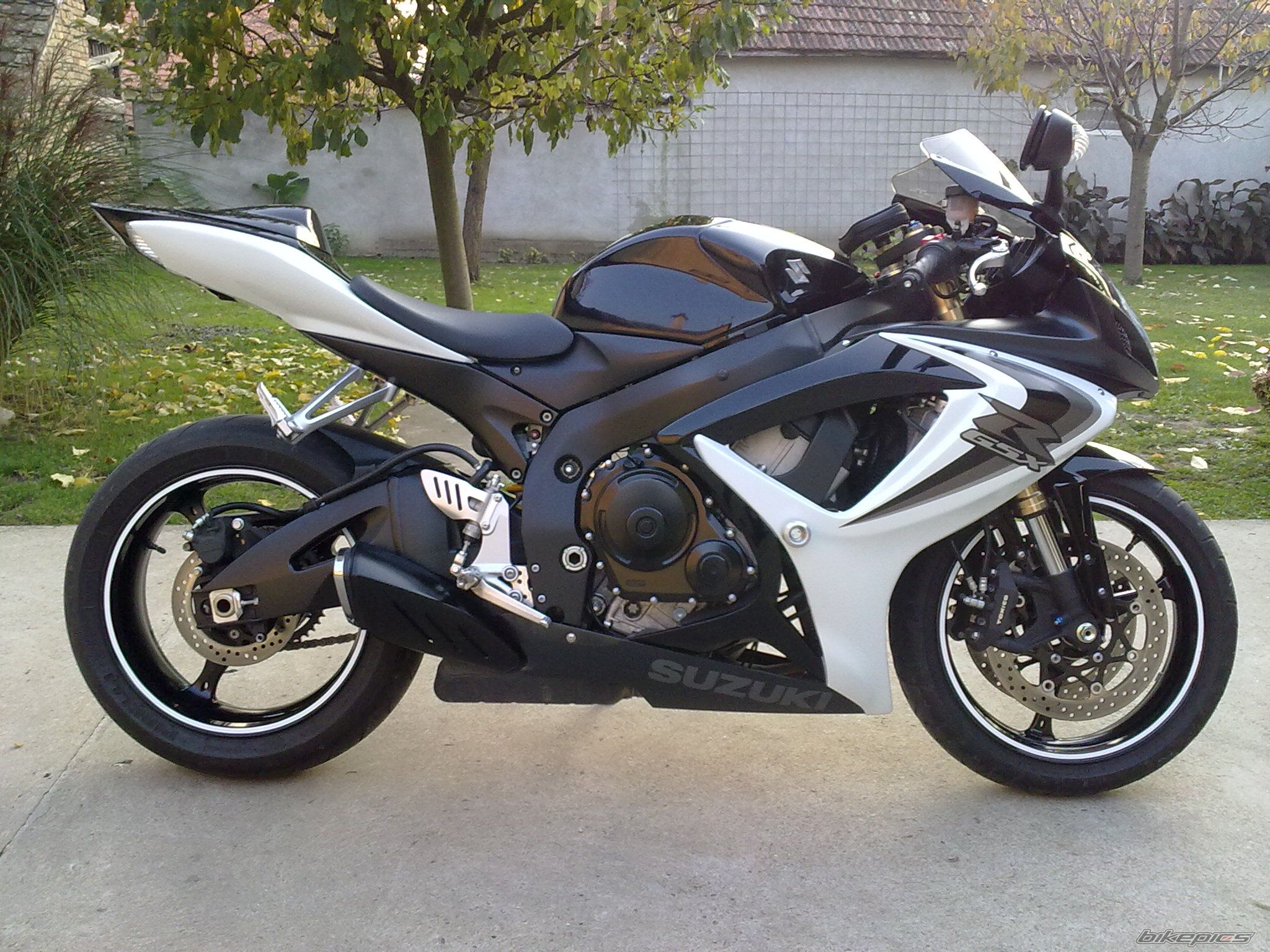 2006 SUZUKI GSX R 600 | Picture 2136384 motorcycle photo