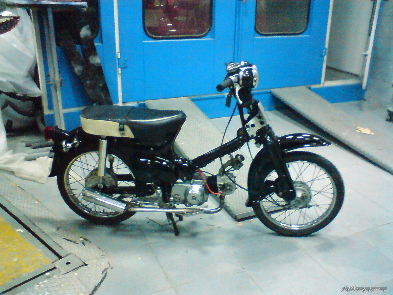 2011 HONDA C 50 | Picture 2136957 motorcycle photo