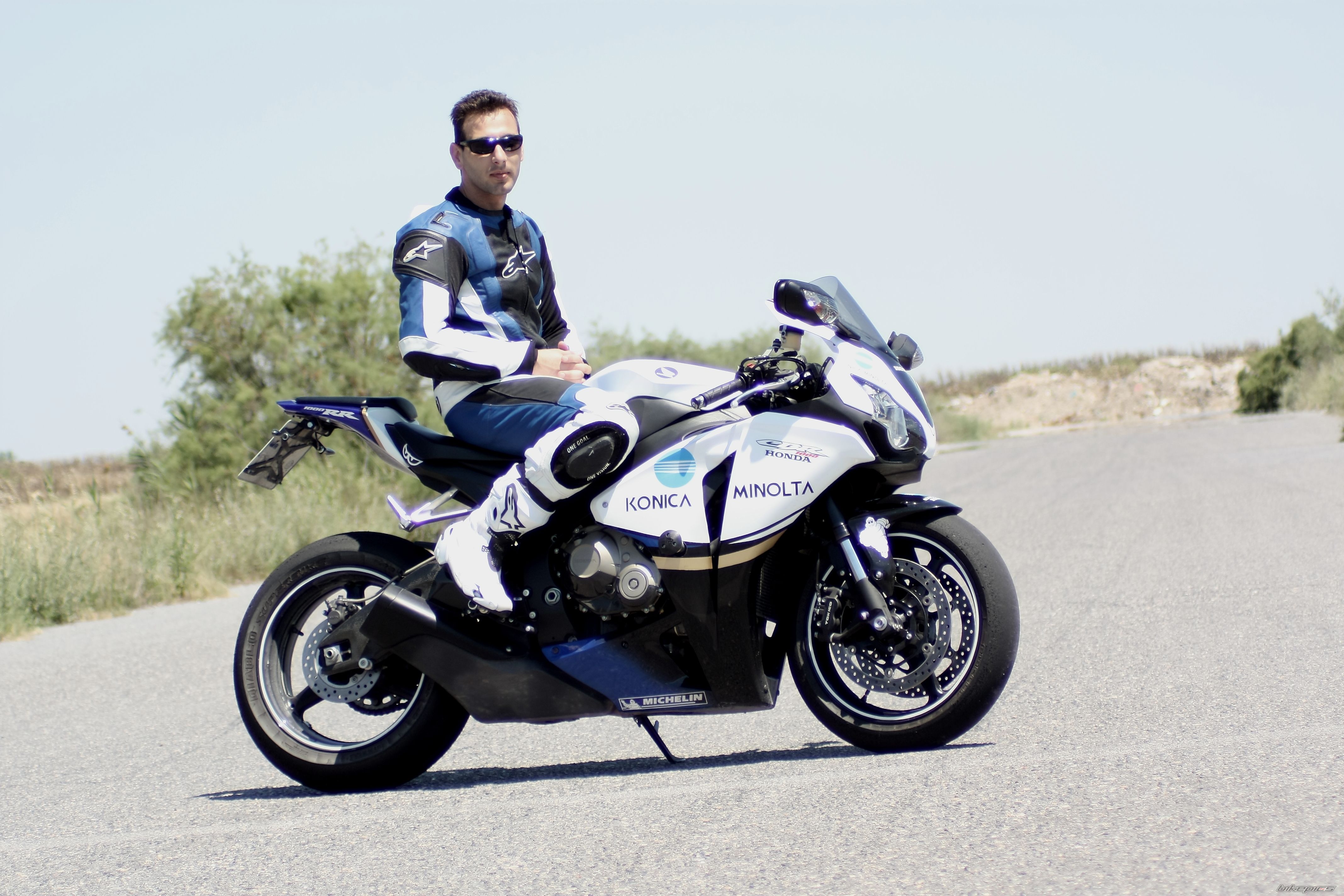 2008 HONDA CBR 1000  RR | Picture 2138800 motorcycle photo