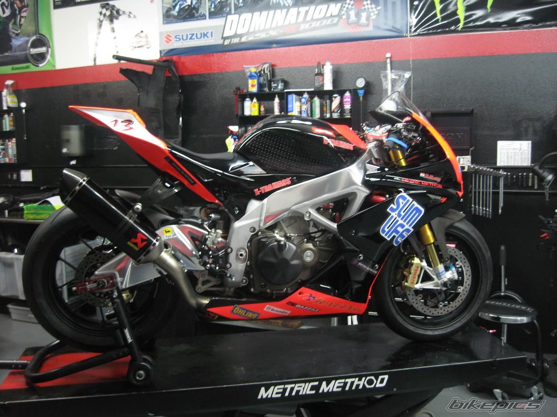 2010 APRILIA RSV MILLE FACTORY | Picture 2139400 motorcycle photo