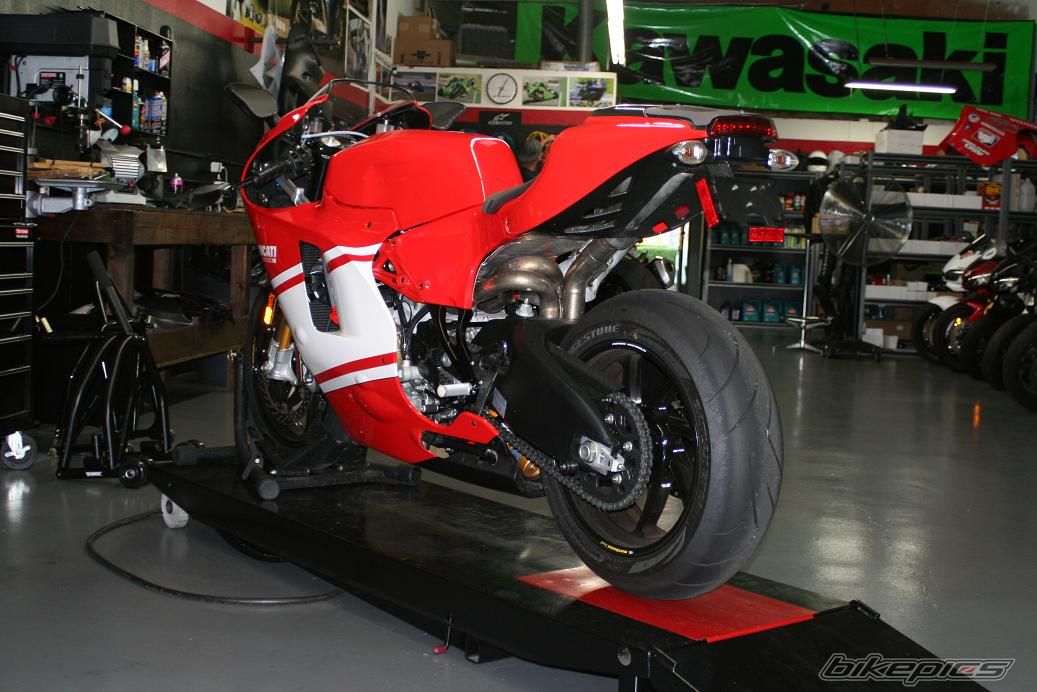 2009 DUCATI DESMOSEDICI RR | Picture 2140902 motorcycle photo