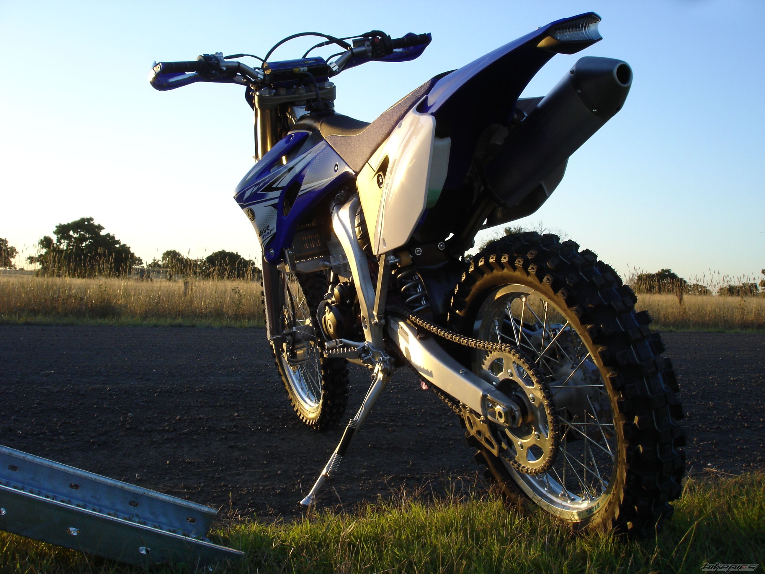 2011 YAMAHA WR 450F | Picture 2142324 motorcycle photo