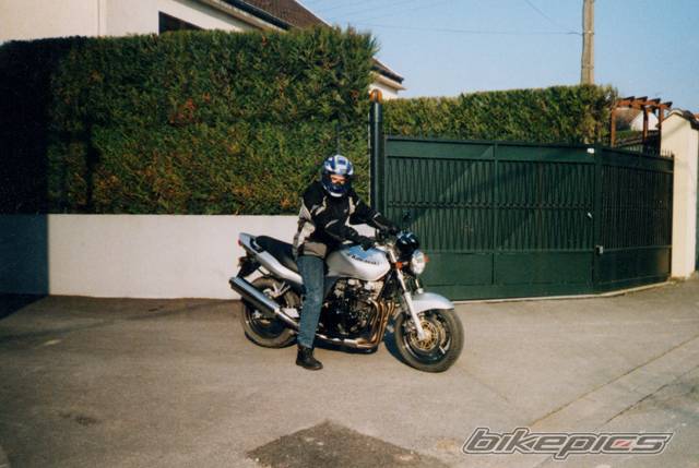 2001 KAWASAKI ZR 7 | Picture 21434 motorcycle photo