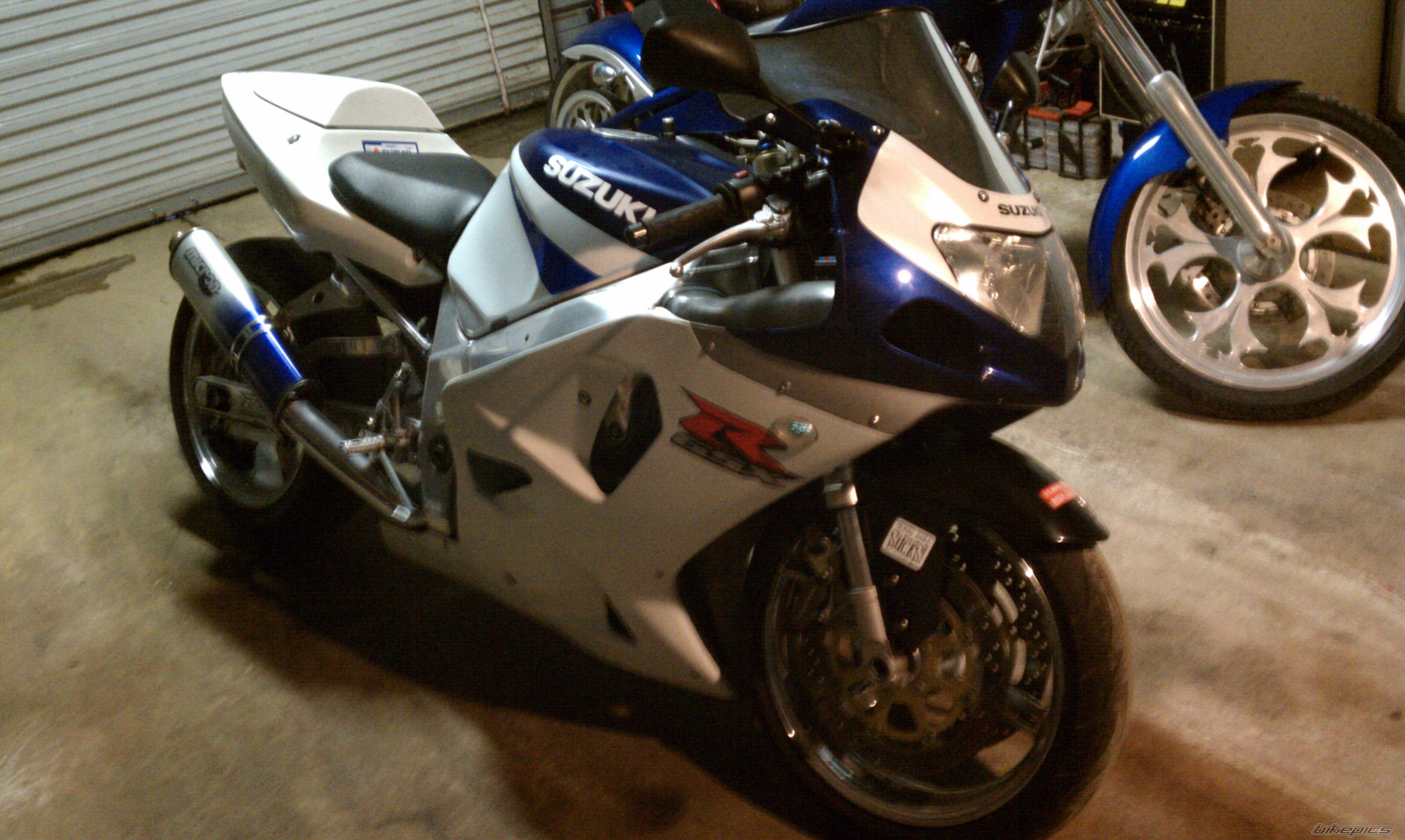 2001 SUZUKI GSX R 750 | Picture 2143629 motorcycle photo