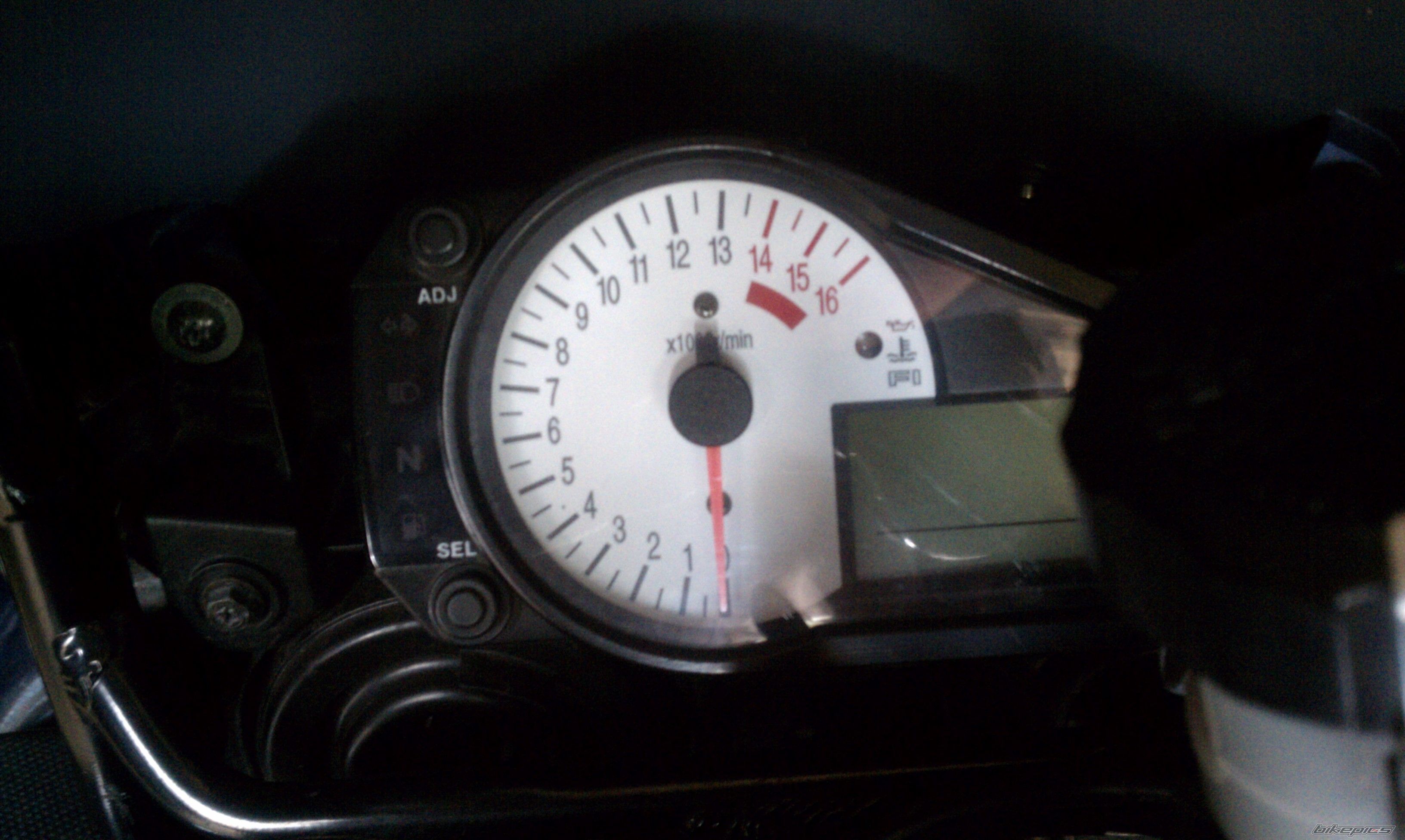 2001 SUZUKI GSX R 750 | Picture 2143633 motorcycle photo