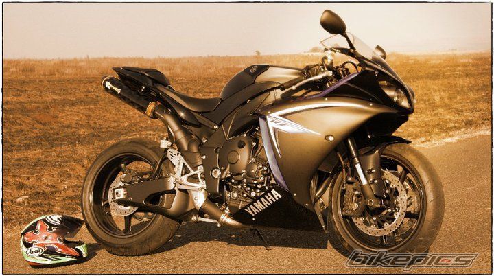 2012 YAMAHA YZF R1 | Picture 2144123 motorcycle photo