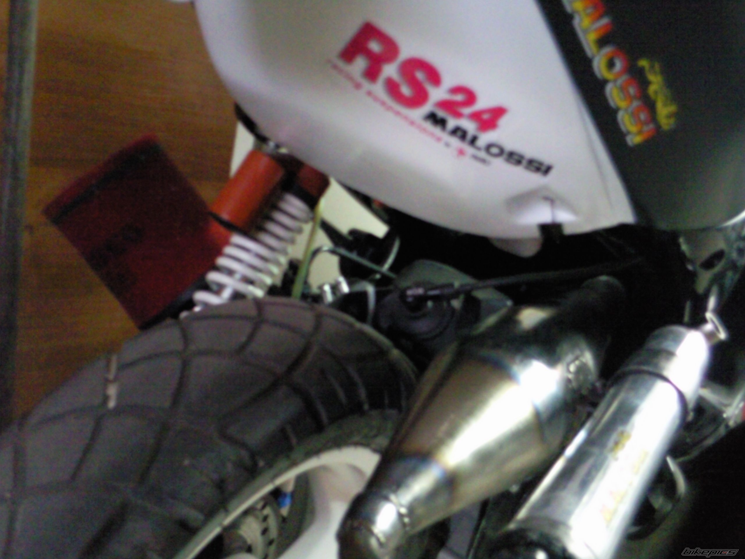 2009 PEUGEOT SPEEDFIGHT2 50 | Picture 2144344 motorcycle photo