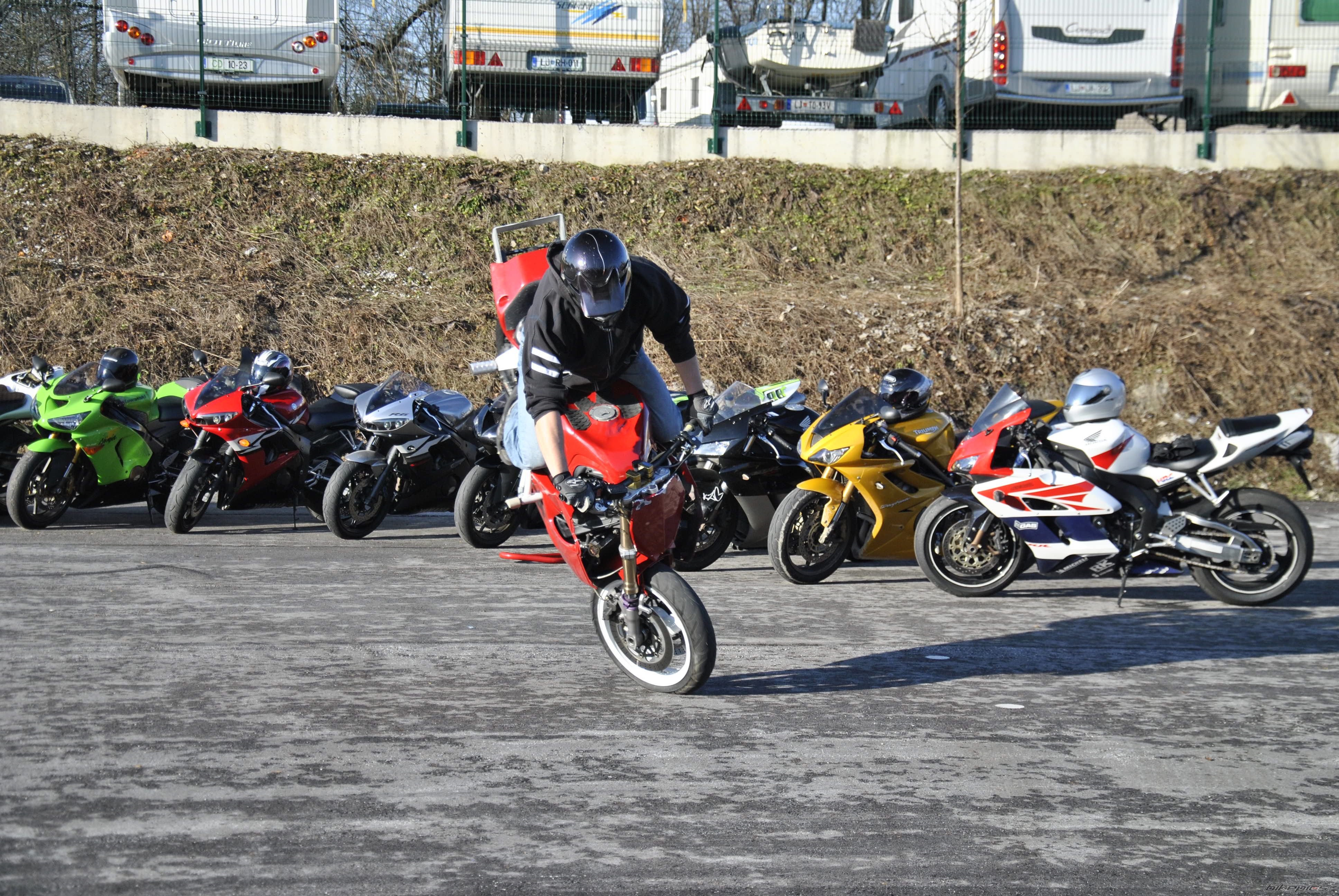 2004 HONDA CBR 600 RR | Picture 2145331 motorcycle photo