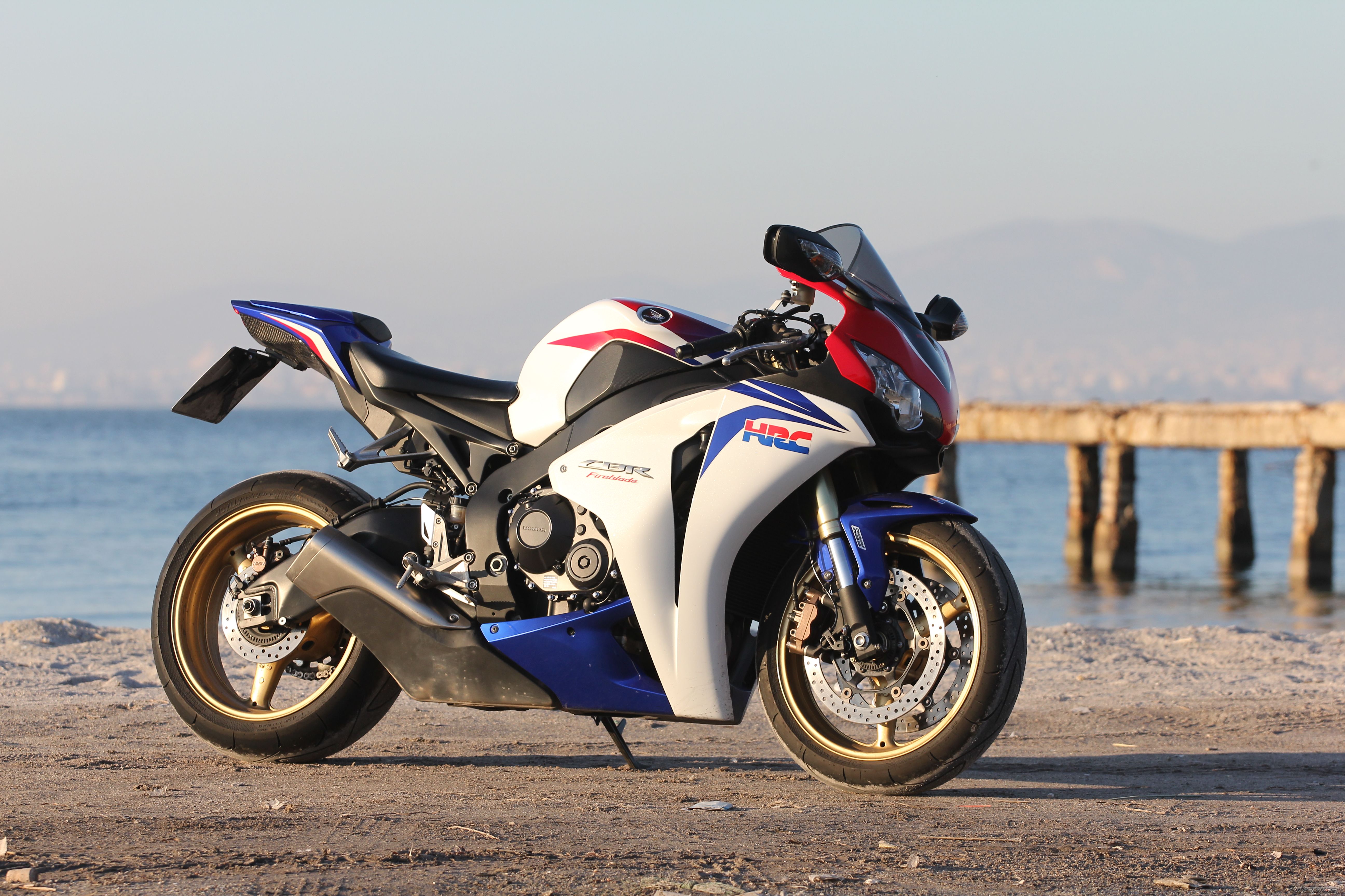 2008 HONDA CBR 1000  RR | Picture 2146228 motorcycle photo