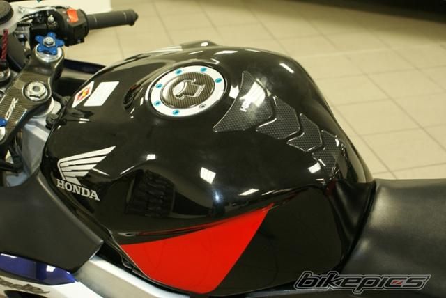 2001 HONDA CBR 929RR FIREBLADE | Picture 2146491 motorcycle photo