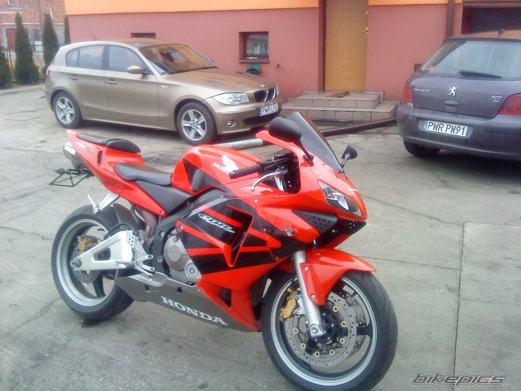 2004 HONDA CBR 600 RR | Picture 2147515 motorcycle photo