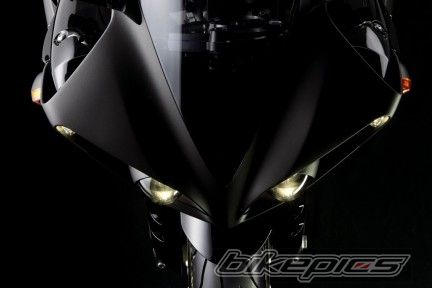 2011 YAMAHA YZF R1 | Picture 2147863 motorcycle photo