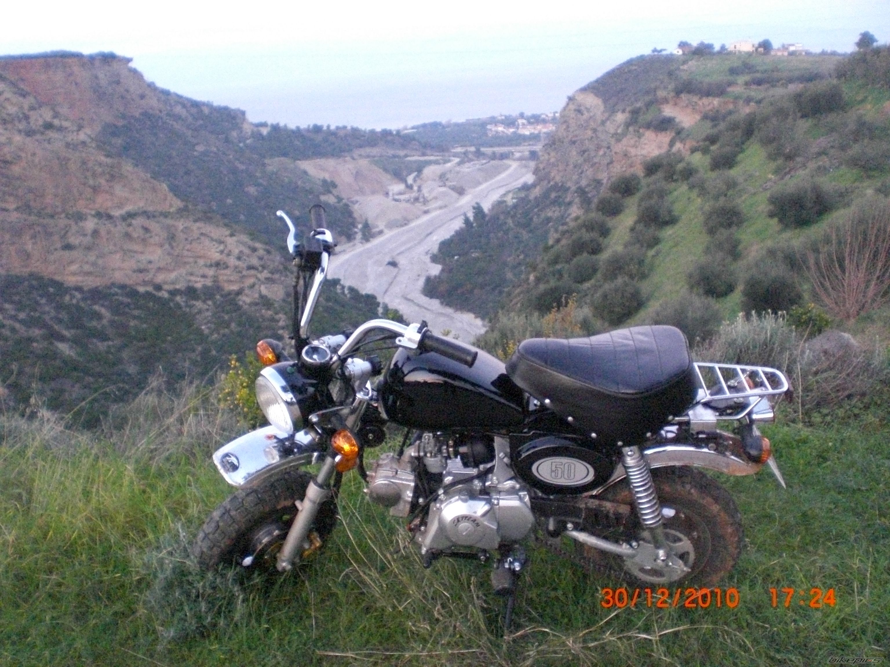 2010 SKYTEAM ST50 8 | Picture 2149330 motorcycle photo
