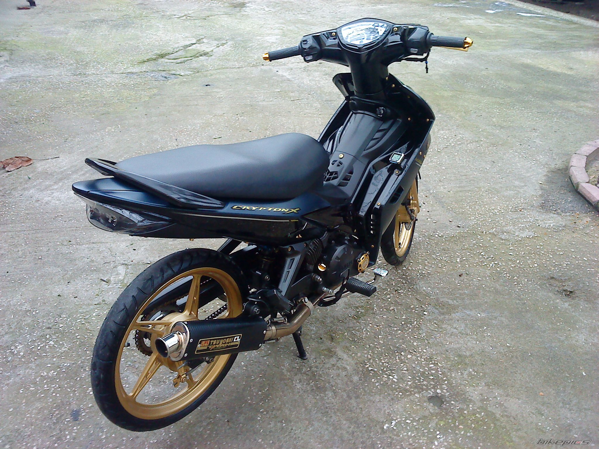 2012 YAMAHA CRYPTON X | Picture 2149756 motorcycle photo