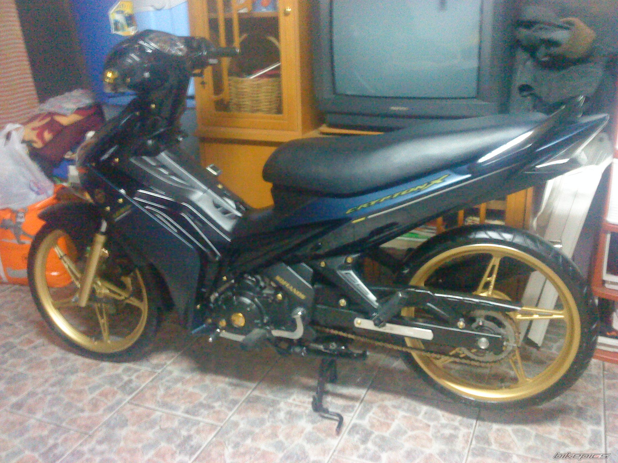 2012 YAMAHA CRYPTON X | Picture 2149758 motorcycle photo