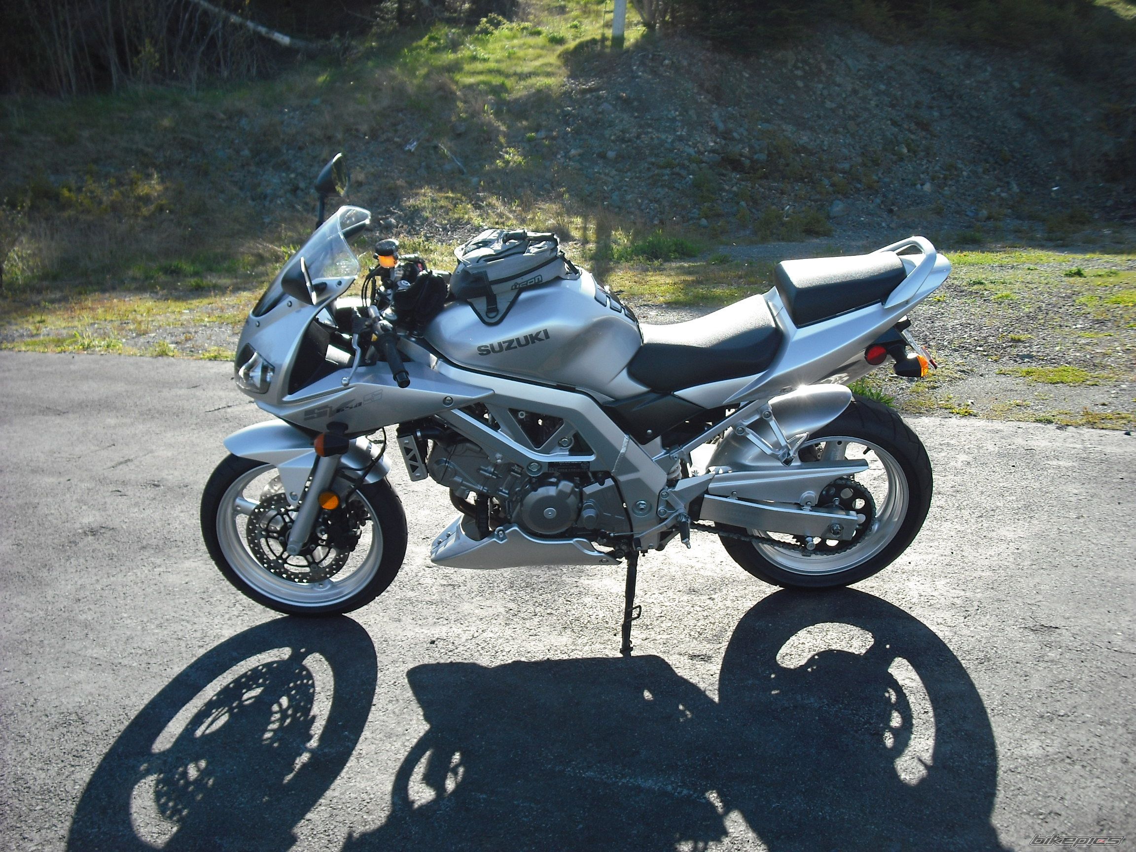 2003 SUZUKI SV 650S | Picture 2151825 motorcycle photo