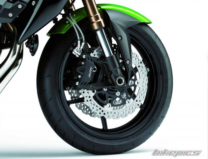 2011 KAWASAKI Z 750 R | Picture 2154160 motorcycle photo