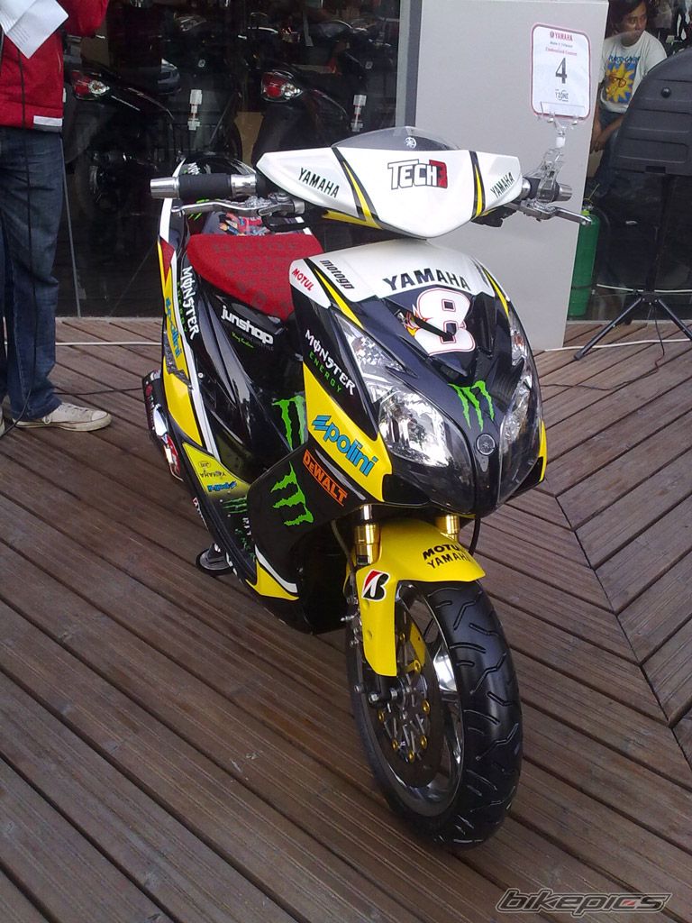 2006 YAMAHA X1 11O M | Picture 2155203 motorcycle photo