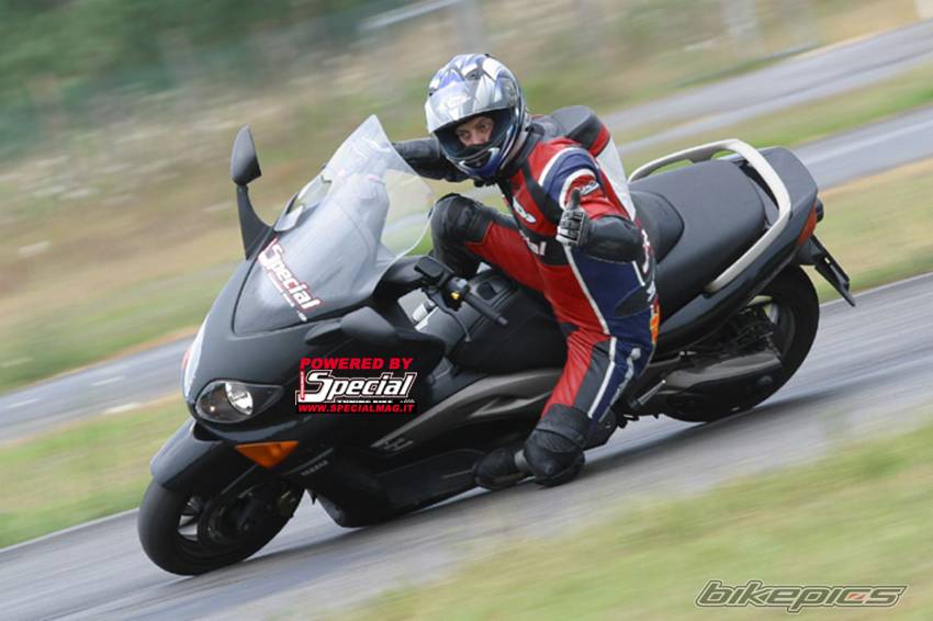 2004 YAMAHA TMAX 500 | Picture 215570 motorcycle photo