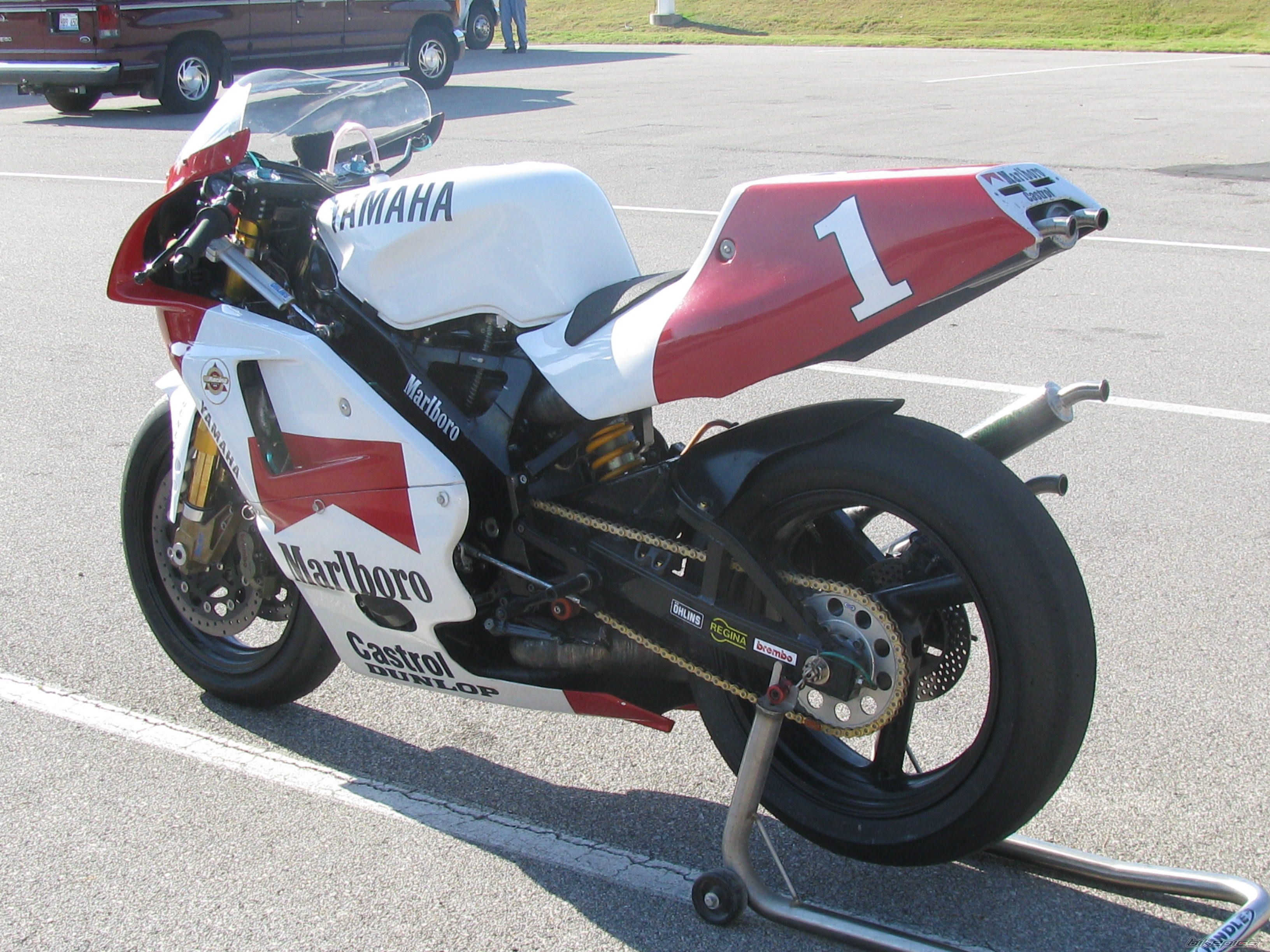 1985 YAMAHA RZ 500 | Picture 2156208 motorcycle photo
