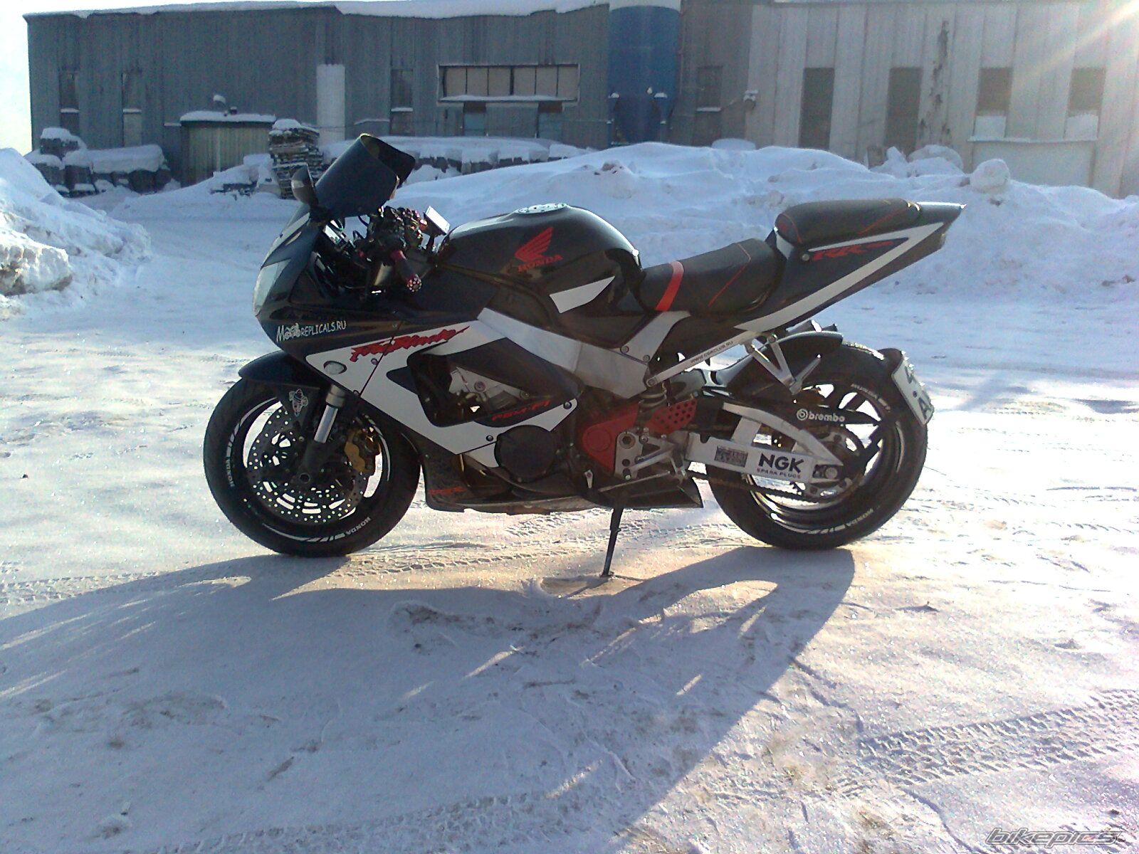 2000 HONDA CBR 929RR FIREBLADE | Picture 2157380 motorcycle photo
