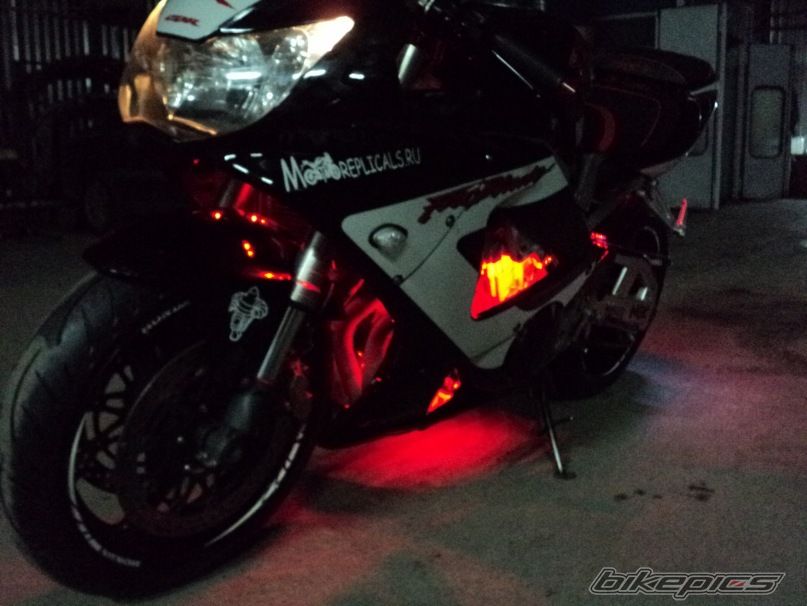 2000 HONDA CBR 929RR FIREBLADE | Picture 2157394 motorcycle photo