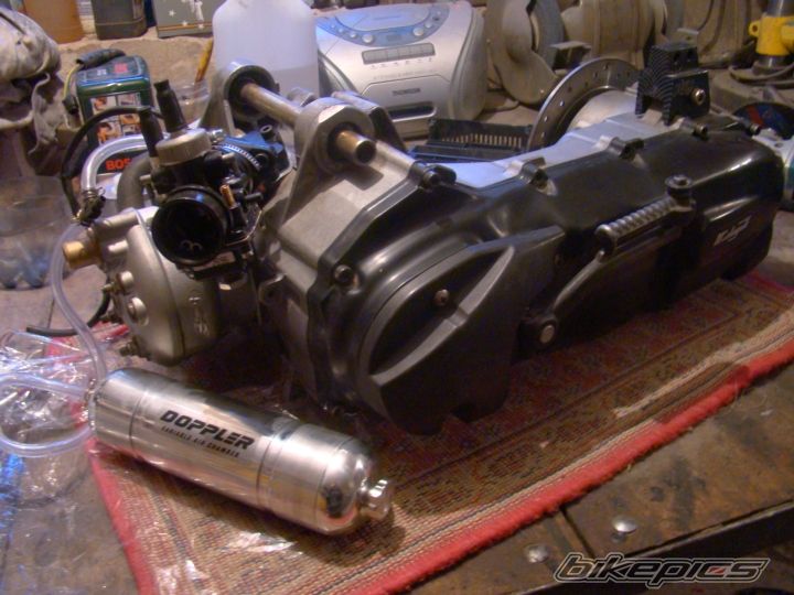 2002 MALAGUTI F 12 50 | Picture 2157541 motorcycle photo