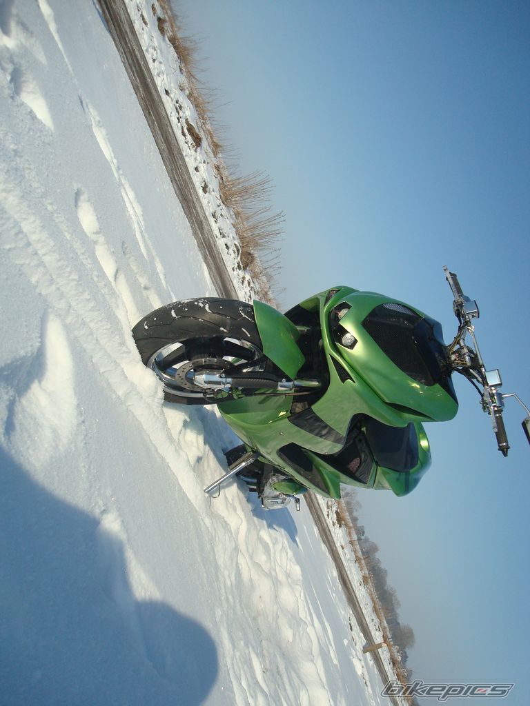 2010 YAMAHA AEROX 50 | Picture 2158089 motorcycle photo