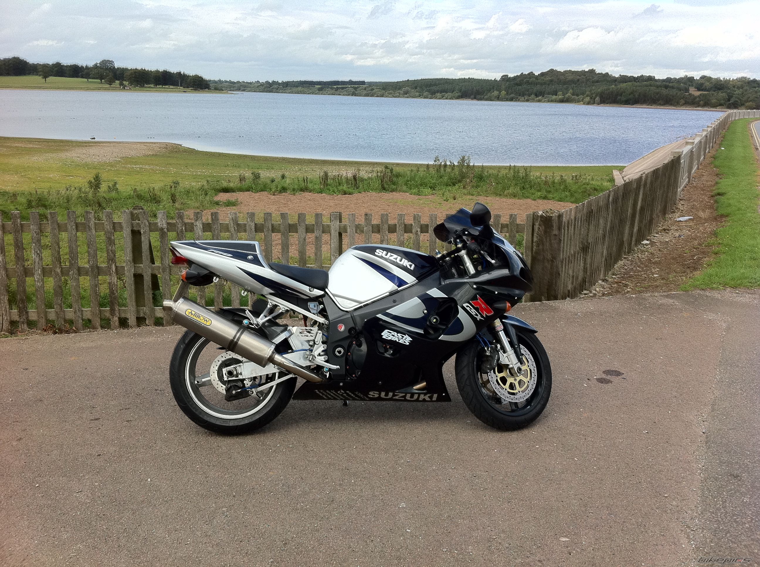2000 SUZUKI GSX R 750 | Picture 2158229 motorcycle photo