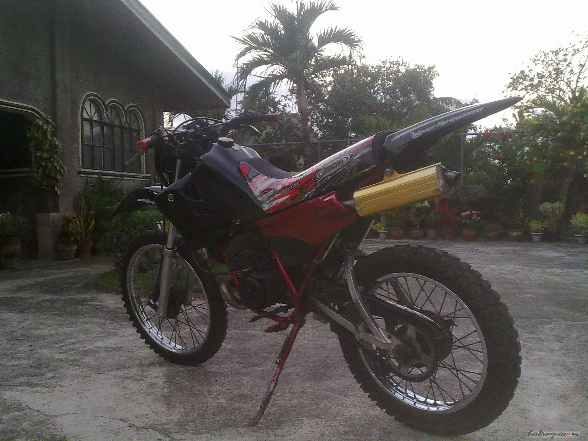 2011 YAMAHA DT 125 | Picture 2158590 motorcycle photo