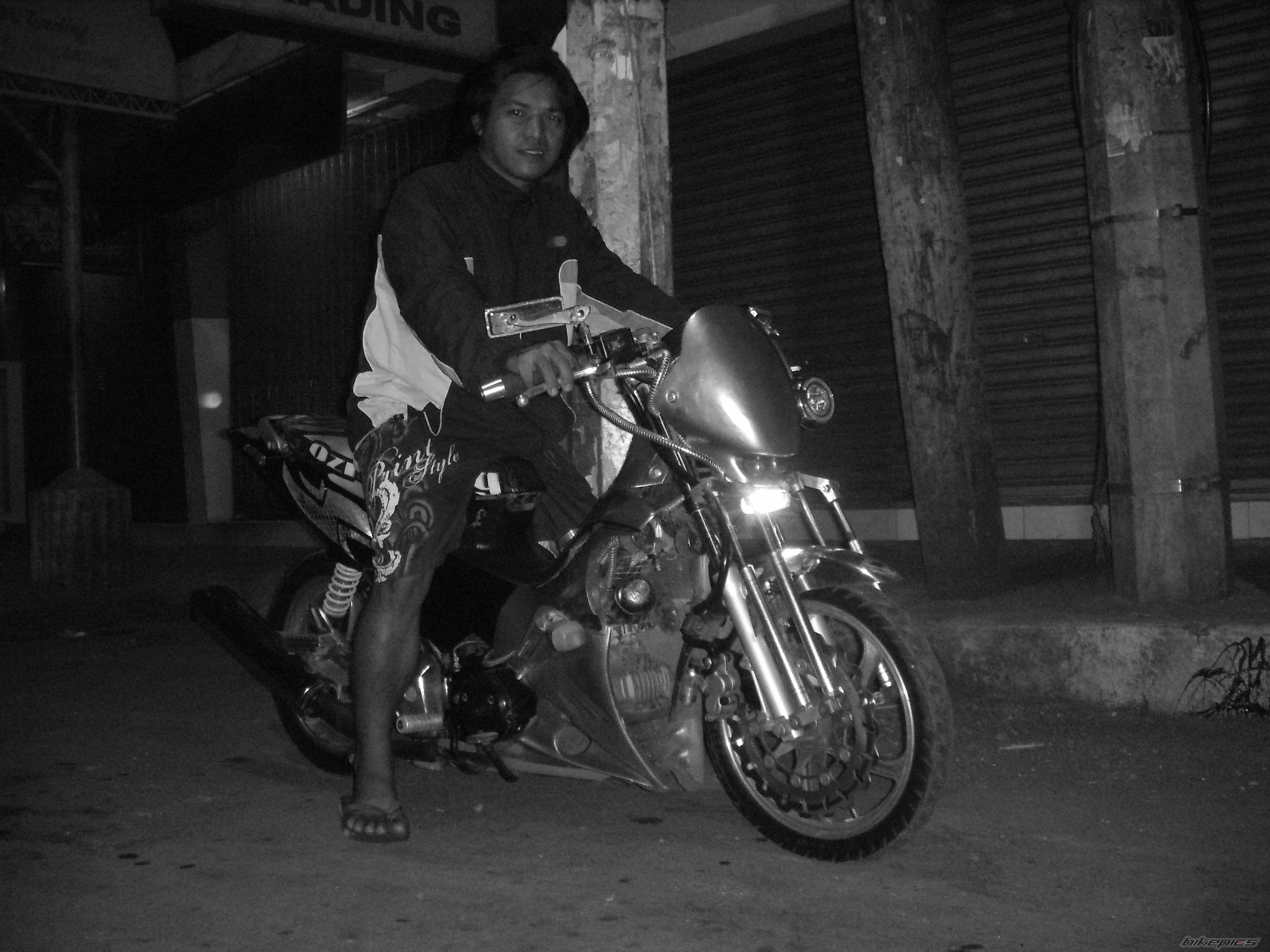 2006 HONDA XRM 125 | Picture 2158883 motorcycle photo