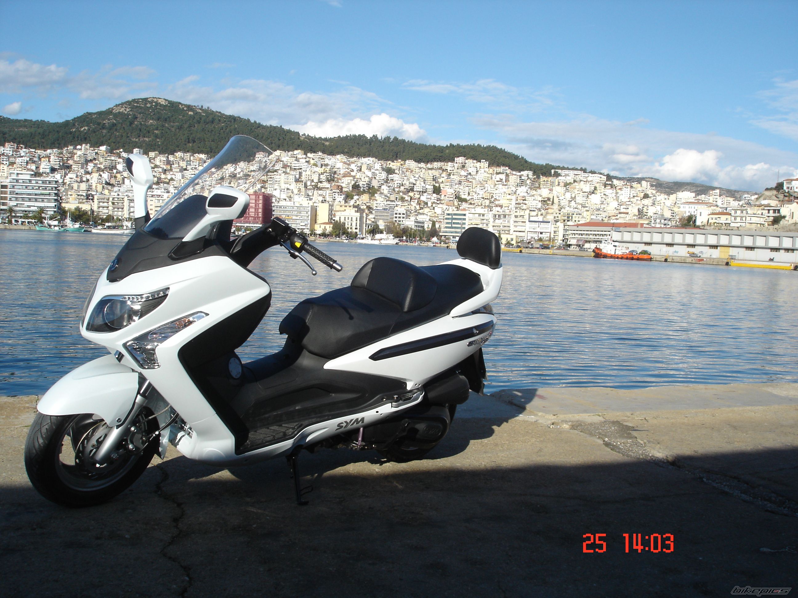 2010 SYM GTS300IEVO | Picture 2159253 motorcycle photo